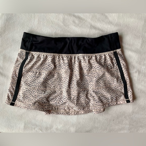 Lululemon athletic skirt - Picture 3 of 3